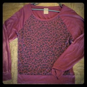 Victoria Secrets PINK long sleeve leopard shirt